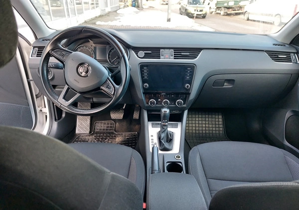 Skoda Octavia cena 52500 przebieg: 246000, rok produkcji 2017 z Białystok małe 667